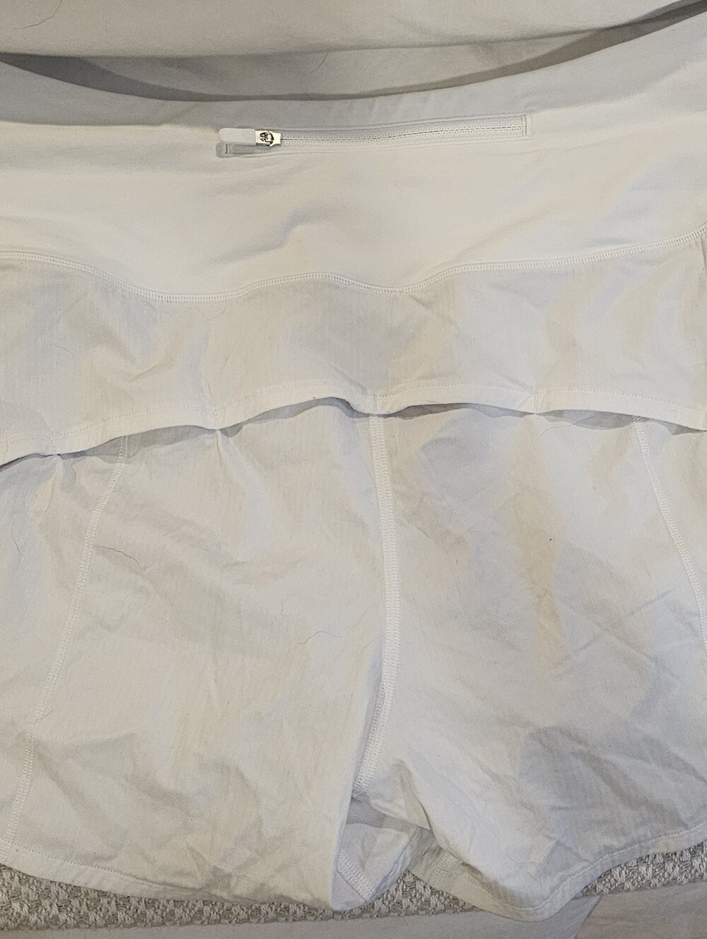 Lululemon Speed Up Shorts 8 - Picture 4 of 6